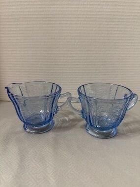 Indiana Glass Blue Madrid Pattern Recollection MCM Glass Creamer & Sugar Set Vtg